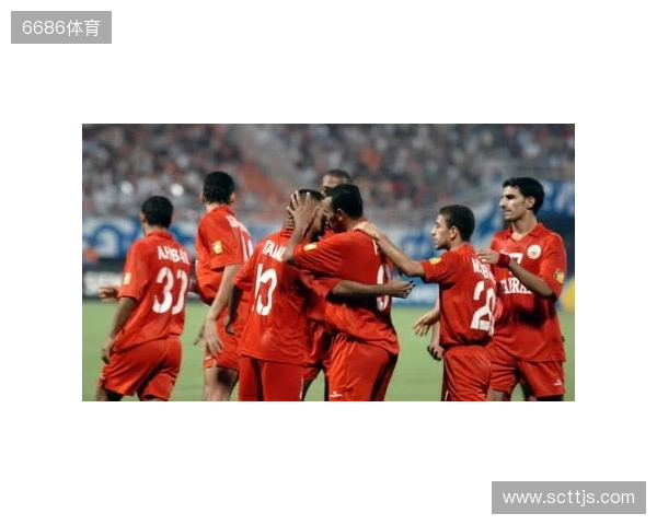 亚预赛出线关键战！中国香港vs新加坡首发：安永佳、陈晋一领衔